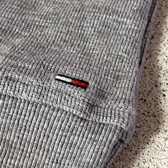 Tommy Hilfiger regular fit 3 button sweater - Picture 5 of 7
